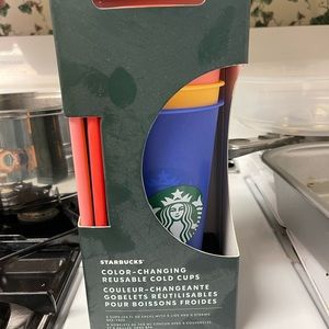 Starbucks cups lids n straws